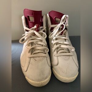 Jordan Retro 6 Sneakers